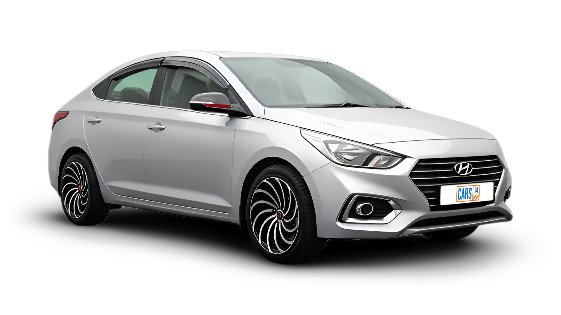 Hyundai Verna-img